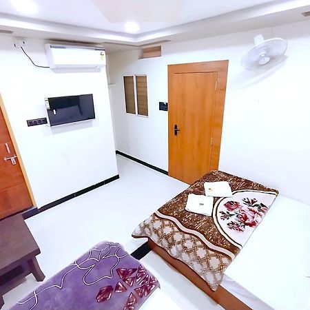 Hotel Shreem Удджайн Экстерьер фото