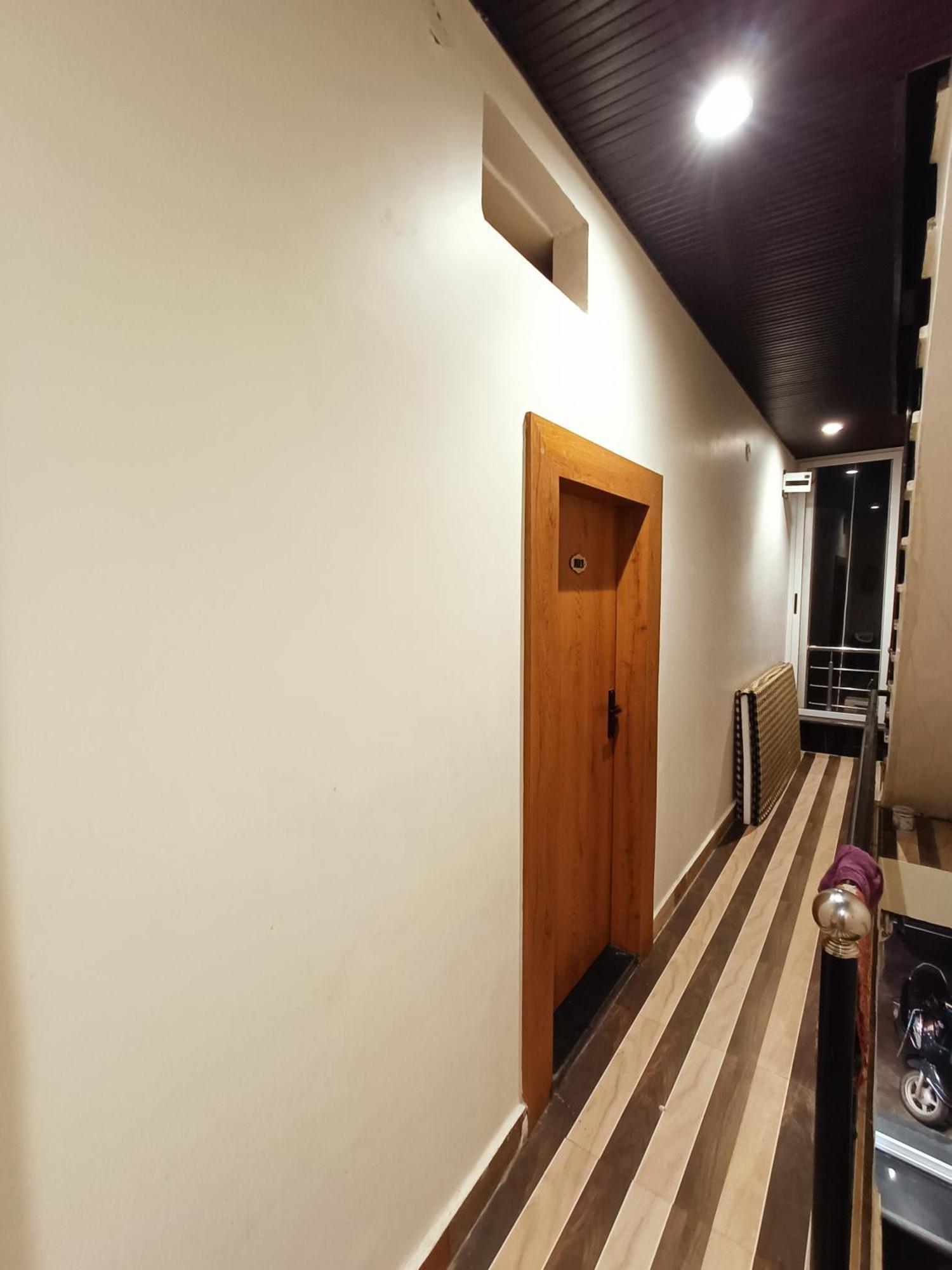 Hotel Shreem Удджайн Экстерьер фото